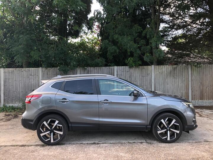 Nissan Qashqai 1.3 DIG-T Tekna Euro 6 (s/s) 5dr
