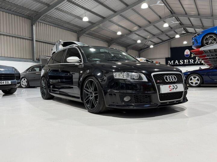 Audi RS4 AVANT 4.2 Quattro 5dr