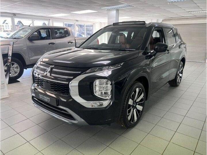 Mitsubishi Outlander 2.4 22.7kWh Diamond CVT 4WD Euro 6 (s/s) 5dr