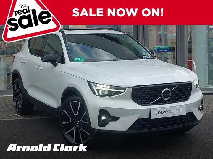 Volvo XC40 2.0 B4 MHEV Ultra Dark DCT Auto Euro 6 (s/s) 5dr
