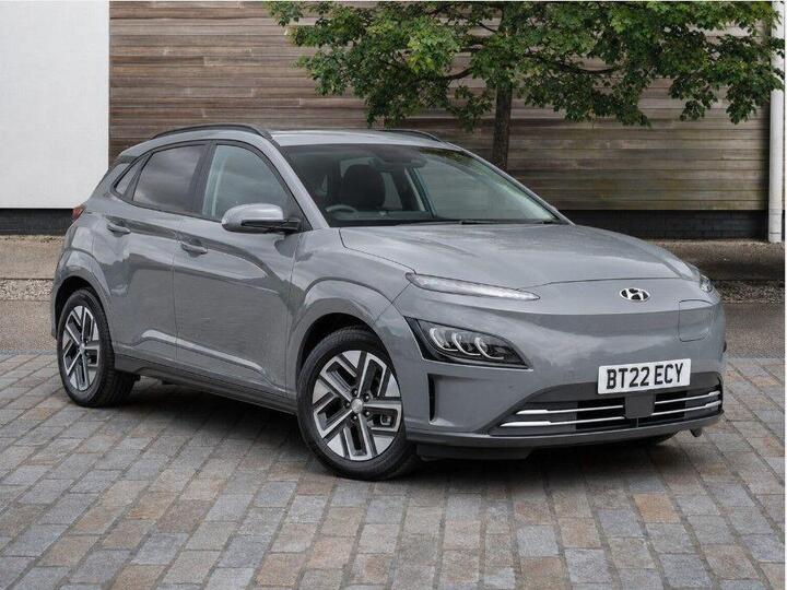 Hyundai KONA 64kWh Premium Auto 5dr (10.5kW Charger)