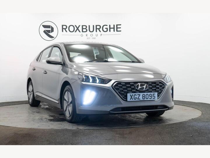 Hyundai IONIQ 1.6 H-GDi Premium DCT Euro 6 (s/s) 5dr Hyundai IONIQ 1.6 H-GDi Premium DCT Euro 6 (s/s) 5dr