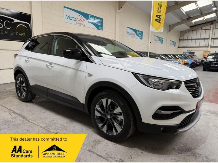 Vauxhall Grandland X 1.2 Turbo SRi Nav Euro 6 (s/s) 5dr