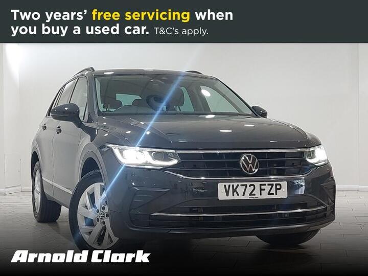 Volkswagen Tiguan 1.4 TSI 13kWh Life DSG Euro 6 (s/s) 5dr Volkswagen Tiguan 1.4 TSI 13kWh Life DSG Euro 6 (s/s) 5dr