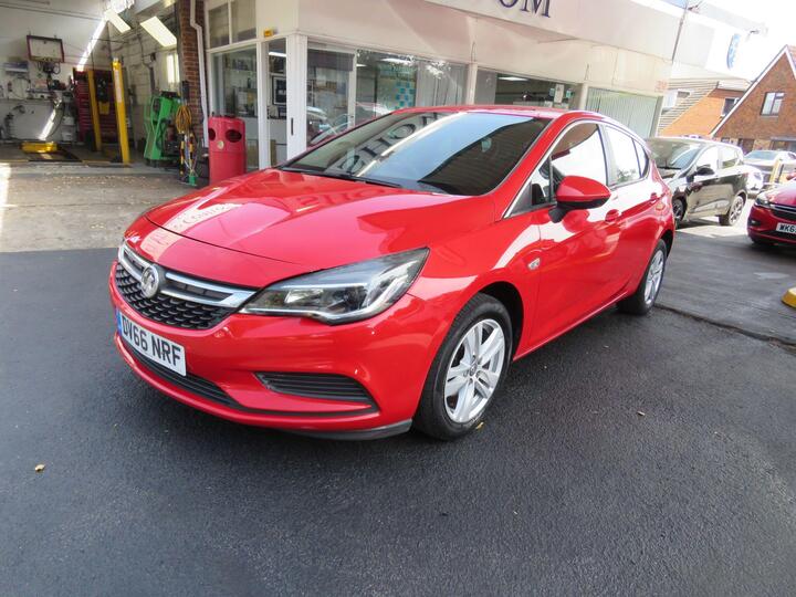 Vauxhall Astra 1.4i Design Euro 6 5dr