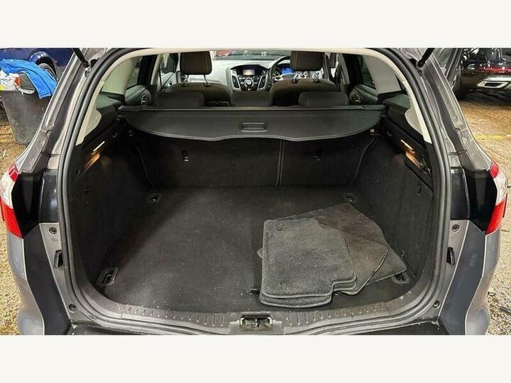 Ford Focus 1.6 Titanium Navigator Powershift Euro 5 5dr