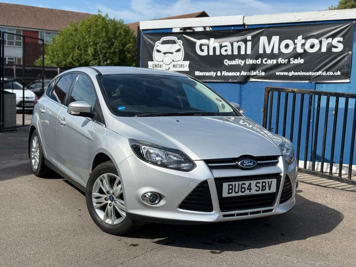 Ford Focus 1.0T EcoBoost Titanium Navigator Euro 5 (s/s) 5dr