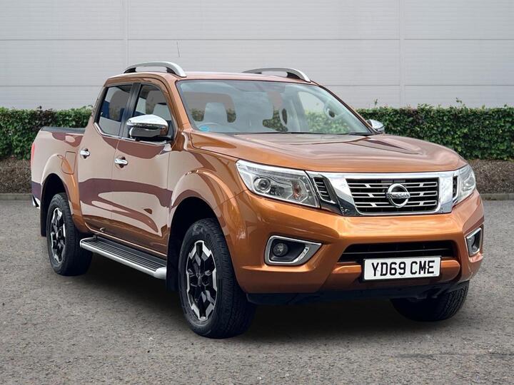 Nissan Navara 2.3 DCi Tekna Auto 4WD Euro 6 4dr Nissan Navara 2.3 DCi Tekna Auto 4WD Euro 6 4dr