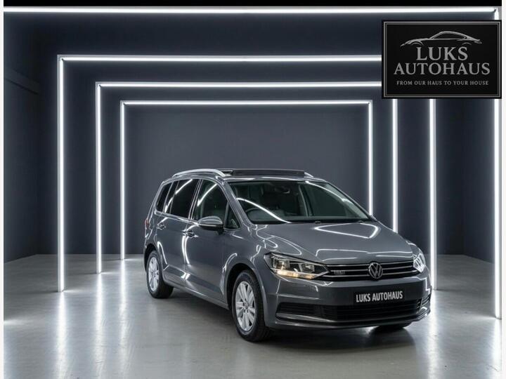 Volkswagen Touran 1.5 TSI EVO SE Family DSG Euro 6 (s/s) 5dr