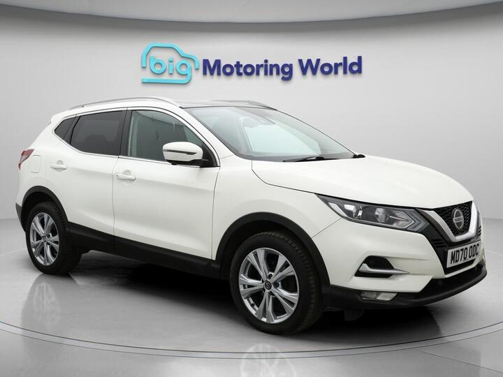 Nissan Qashqai 1.3 DIG-T N-Connecta Euro 6 (s/s) 5dr