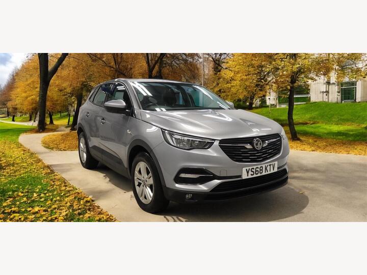 Vauxhall Grandland X 1.2 Turbo SE Auto Euro 6 (s/s) 5dr Vauxhall Grandland X 1.2 Turbo SE Auto Euro 6 (s/s) 5dr