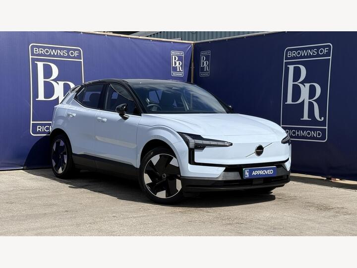 Volvo EX30 Twin Performance 69kWh Plus Auto AWD 5dr