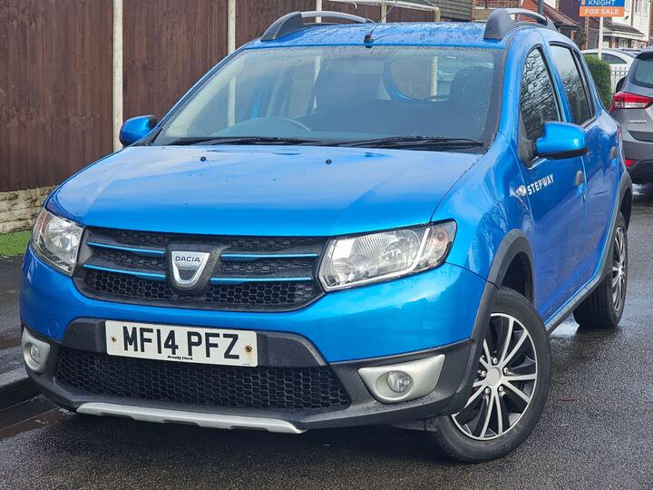 Dacia Sandero Stepway 1.5 DCi Laureate Euro 5 5dr Dacia Sandero Stepway 1.5 DCi Laureate Euro 5 5dr