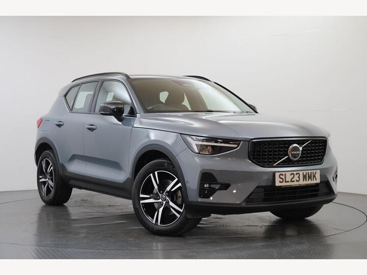 Volvo XC40 2.0 B4 MHEV Plus DCT Auto AWD Euro 6 (s/s) 5dr