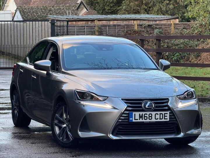 Lexus IS 2.5 300h Advance E-CVT Euro 6 (s/s) 4dr
