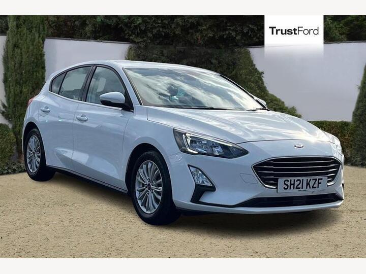 Ford Focus 1.0T EcoBoost MHEV Titanium Edition Euro 6 (s/s) 5dr
