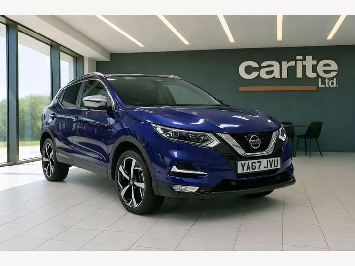 Nissan QASHQAI 1.6 DIG-T Tekna+ Euro 6 (s/s) 5dr