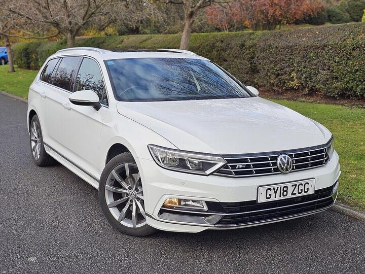 Volkswagen Passat 1.8 TSI R-Line DSG Euro 6 (s/s) 5dr Volkswagen Passat 1.8 TSI R-Line DSG Euro 6 (s/s) 5dr