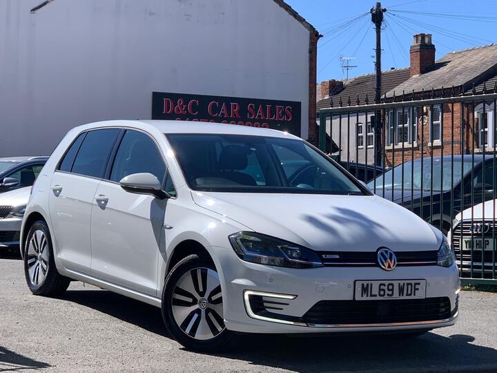 Volkswagen E-Golf 35.8kWh E-Golf Auto 5dr