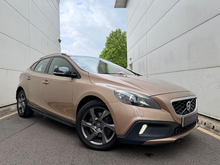 Volvo V40 Cross Country 2.0 D2 Lux Nav Euro 6 (s/s) 5dr