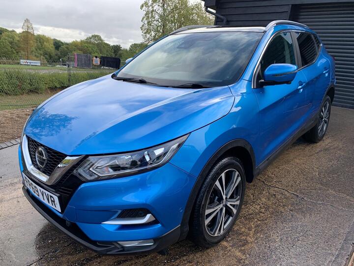 Nissan Qashqai 1.5 DCi N-Connecta Euro 6 (s/s) 5dr