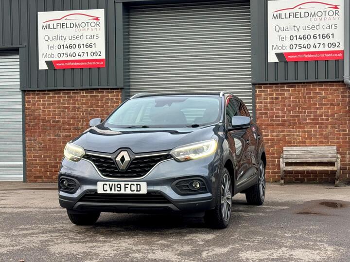 Renault Kadjar 1.3 TCe Iconic Euro 6 (s/s) 5dr Renault Kadjar 1.3 TCe Iconic Euro 6 (s/s) 5dr