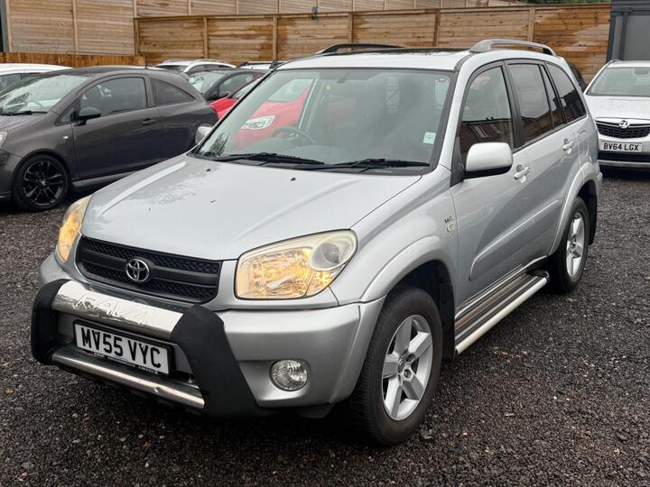 Toyota RAV4 2.0 VVT-i XT-R 4WD 5dr Toyota RAV4 2.0 VVT-i XT-R 4WD 5dr