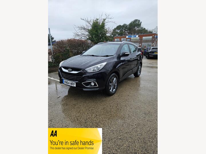 Hyundai Ix35 1.7 CRDi SE Euro 5 (s/s) 5dr (Nav) Hyundai Ix35 1.7 CRDi SE Euro 5 (s/s) 5dr (Nav)