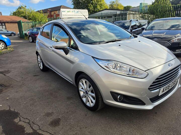 Ford Fiesta 1.0T EcoBoost Titanium Euro 6 (s/s) 5dr