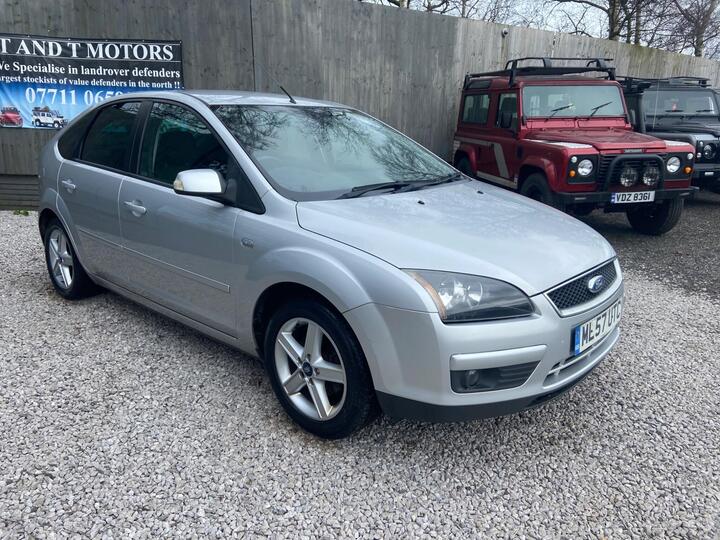 Ford Focus 1.6 Titanium 5dr