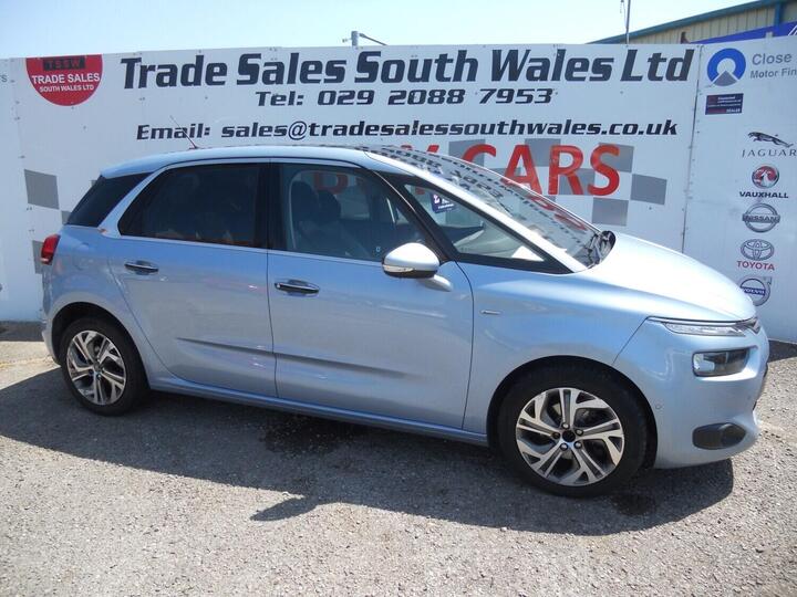 Citroen C4 Picasso 1.6 E-HDi Airdream Exclusive+ Euro 5 (s/s) 5dr Citroen C4 Picasso 1.6 E-HDi Airdream Exclusive+ Euro 5 (s/s) 5dr