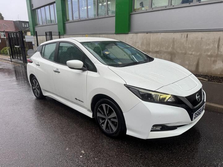 Nissan Leaf 40kWh Acenta Auto 5dr