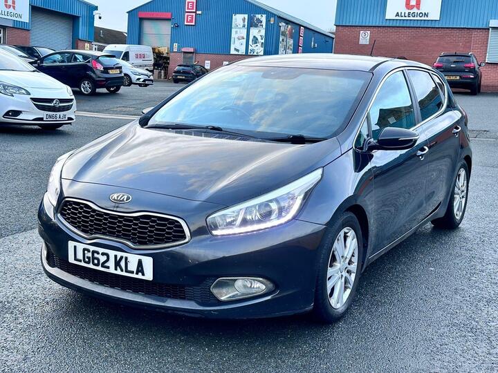 Kia Ceed 1.6 CRDi EcoDynamics 3 Euro 5 (s/s) 5dr