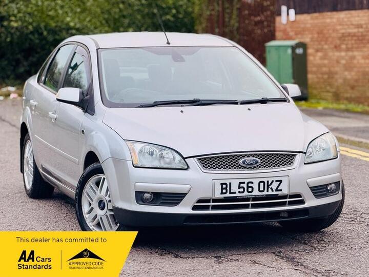 Ford Focus 2.0 Ghia 4dr