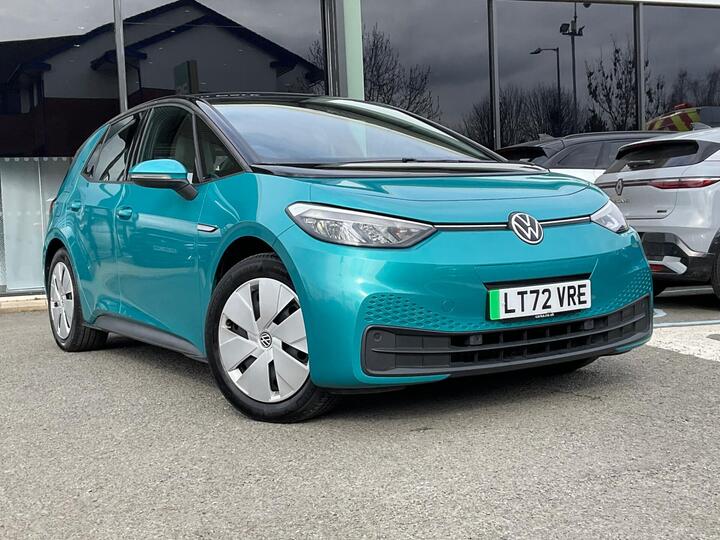 Volkswagen ID.3 Pure Performance 45kWh Life Auto 5dr