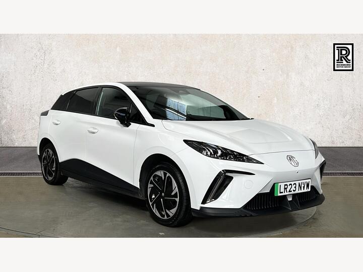 MG MG4 EV 64kWh Trophy Long Range Auto 5dr