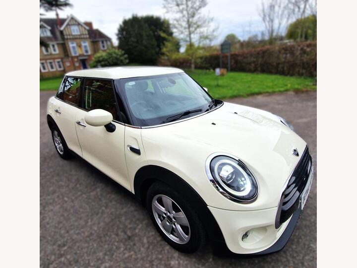 MINI Hatch 1.5 Cooper Classic Steptronic Euro 6 (s/s) 5dr