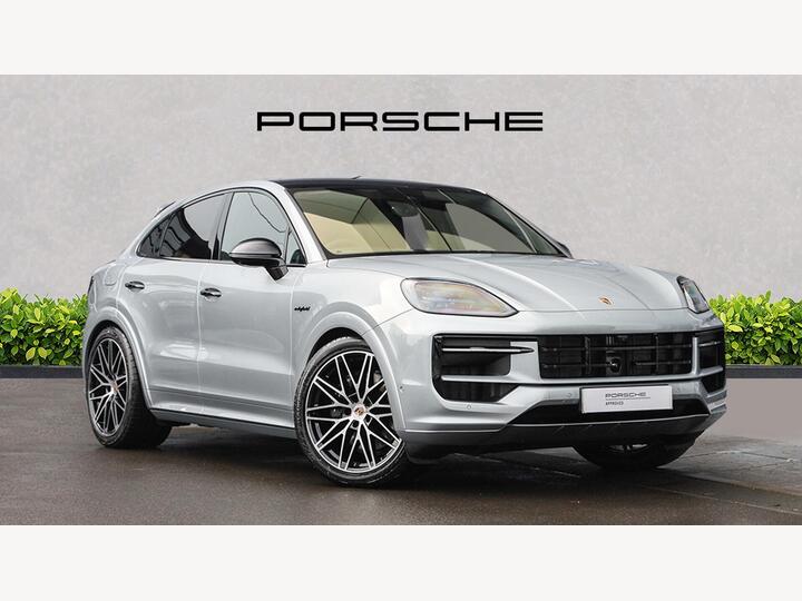 Porsche CAYENNE 3.0 V6 E-Hybrid 25.9kWh Black Edition TiptronicS 4WD Euro 6 (s/s) 5dr