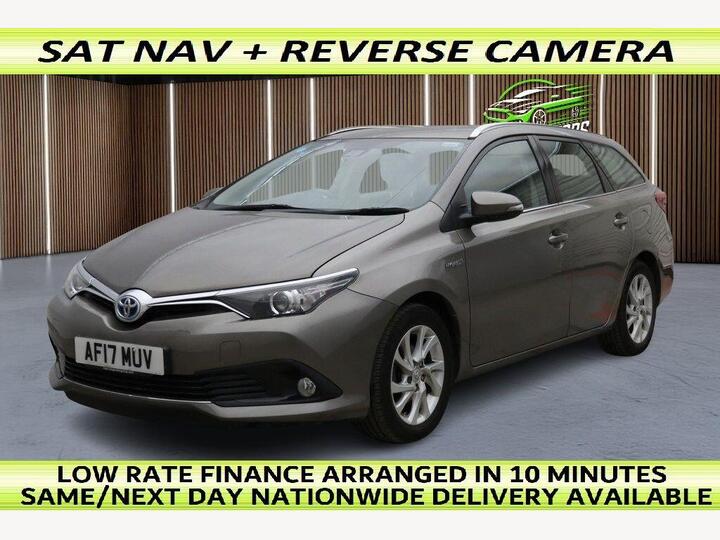 Toyota AURIS 1.8 VVT-h Icon Touring Sports CVT Euro 6 (s/s) 5dr (Safety Sense) Toyota AURIS 1.8 VVT-h Icon Touring Sports CVT Euro 6 (s/s) 5dr (Safety Sense)