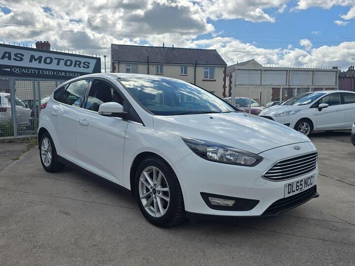 Ford Focus 1.0T EcoBoost Zetec Euro 6 (s/s) 5dr