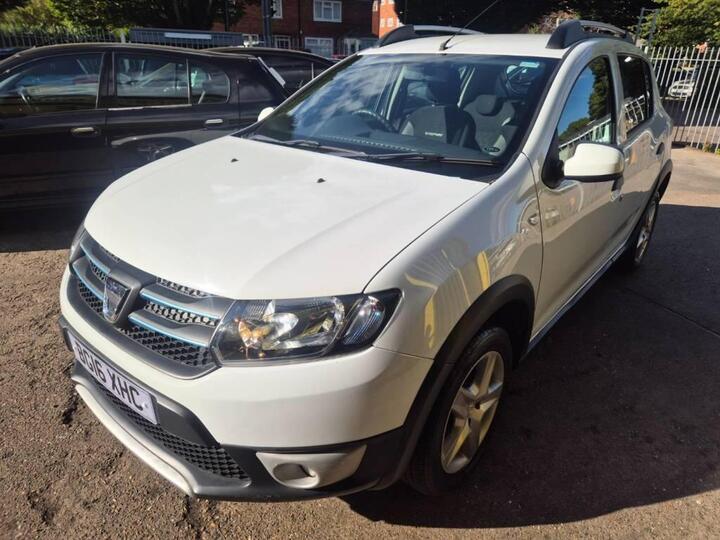 Dacia Sandero Stepway 0.9 TCe Laureate Euro 6 (s/s) 5dr