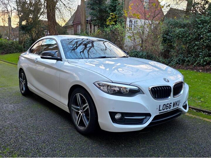 BMW 2 SERIES 2.0 220d Sport Euro 6 (s/s) 2dr BMW 2 SERIES 2.0 220d Sport Euro 6 (s/s) 2dr