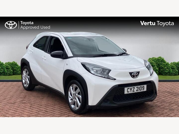 Toyota Aygo X 1.0 VVT-i Pure Euro 6 (s/s) 5dr