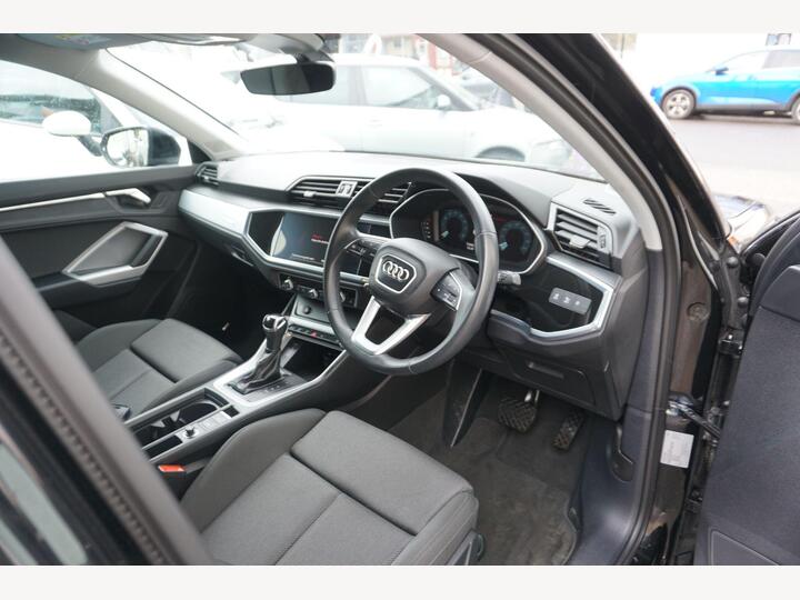 Audi Q3 1.5 TFSI CoD 35 Sport Sportback S Tronic Euro 6 (s/s) 5dr