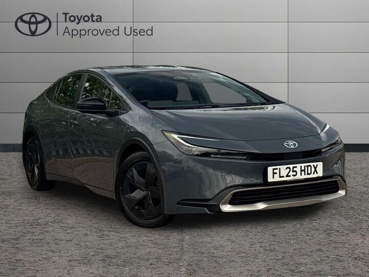Toyota Prius 2.0 13.6kWh Design CVT Euro 6 (s/s) 5dr