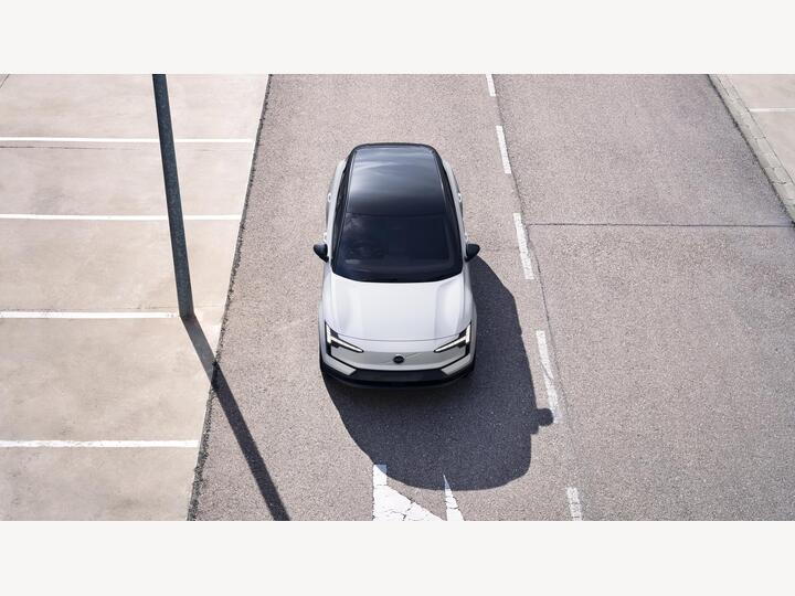 Volvo EX30 Single Motor 51kWh Plus Auto 5dr