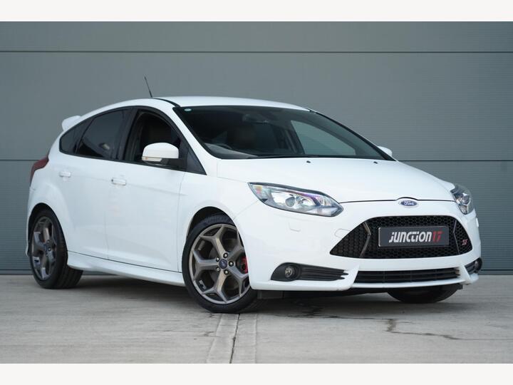 Ford Focus 2.0T EcoBoost ST-3 Euro 5 (s/s) 5dr