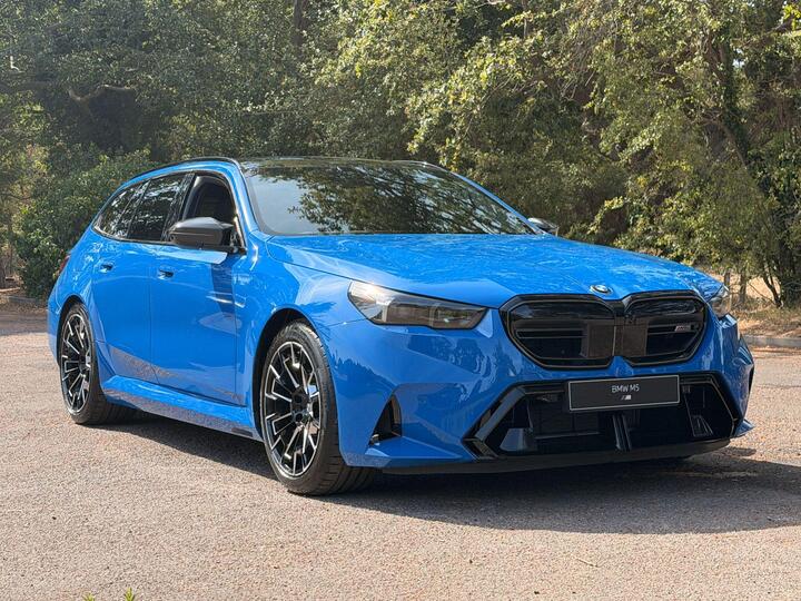 BMW M5 4.4 22.1kWh Touring Steptronic XDrive Euro 6 (s/s) 5dr