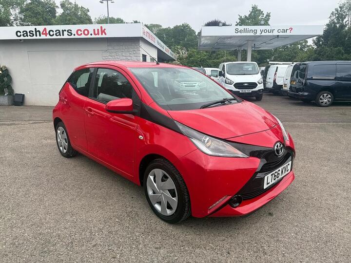 Toyota AYGO 1.0 VVT-i X-play Euro 5 5dr Euro 5