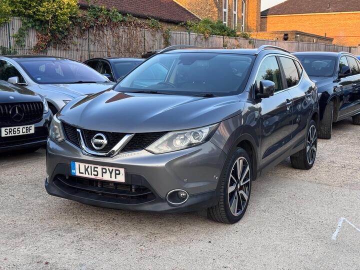 Nissan Qashqai 1.2 DIG-T Tekna XTRON 2WD Euro 5 (s/s) 5dr